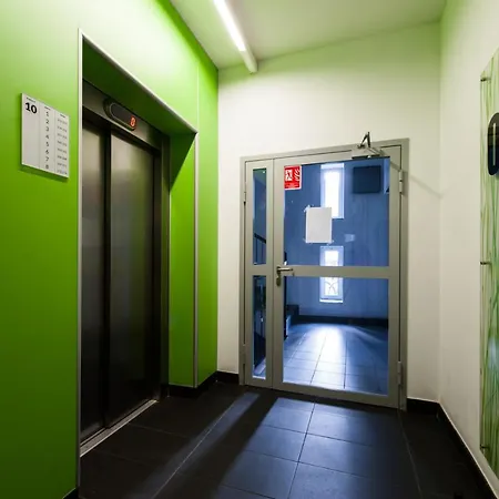 Superapart Banderii 4 - Na Woli Z Balkonem I Parkingiem Apartmán *