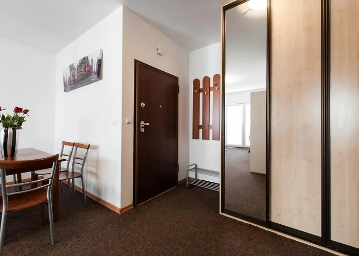 Superapart Banderii 4 - Na Woli Z Balkonem I Parkingiem Apartman