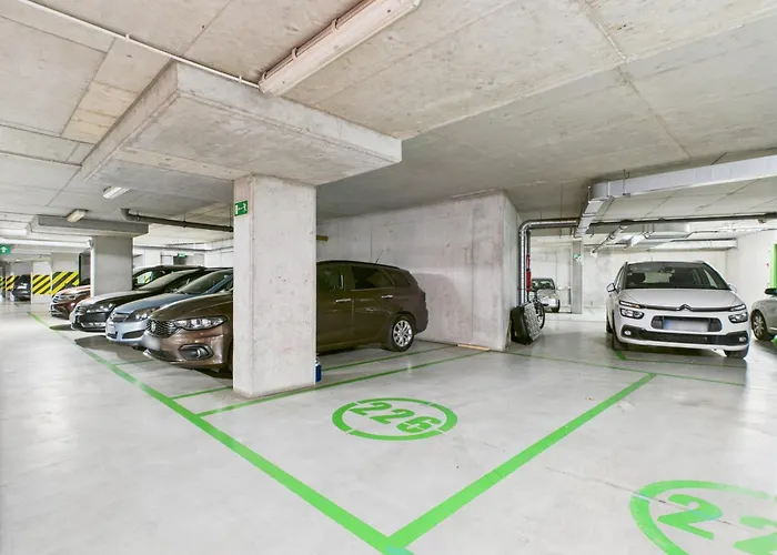 Superapart Banderii 4 - Na Woli Z Balkonem I Parkingiem Varsó